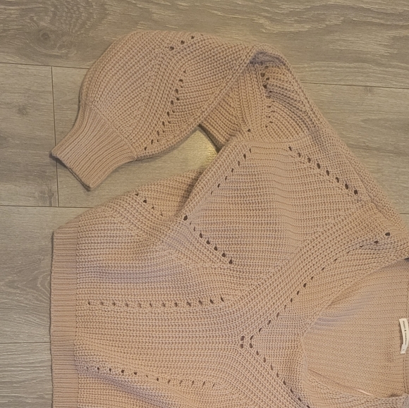 Dust pink womens sweater/pullover NWOT - Picture 2 of 2
